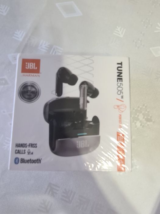 Наушники продаю хорошие