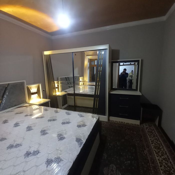 Спальни гарнитур Hi-tech