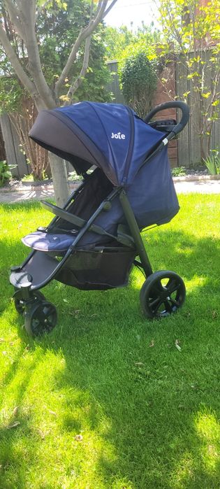 Коляска прогулочная Joie Litetrax 4