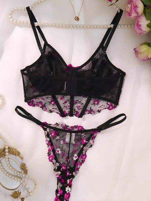 Дамско бельо и бански