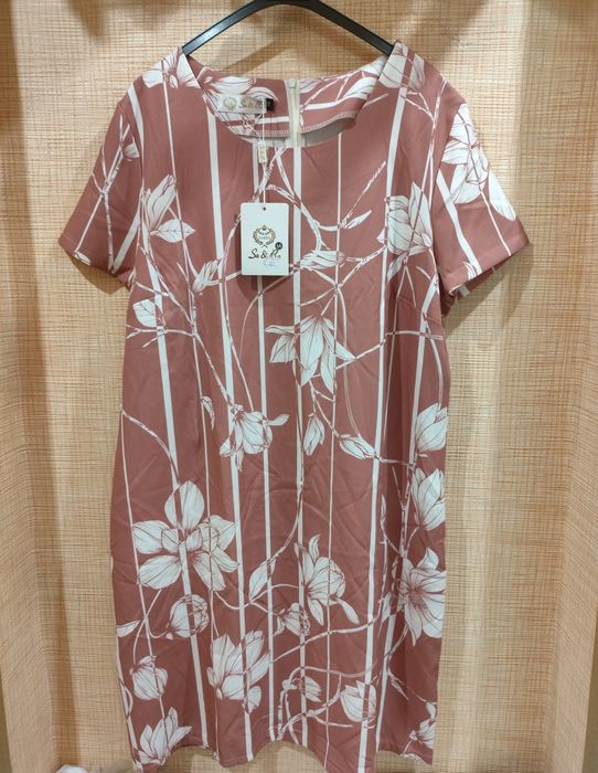 Платье летнее платье беж с белым рисунком