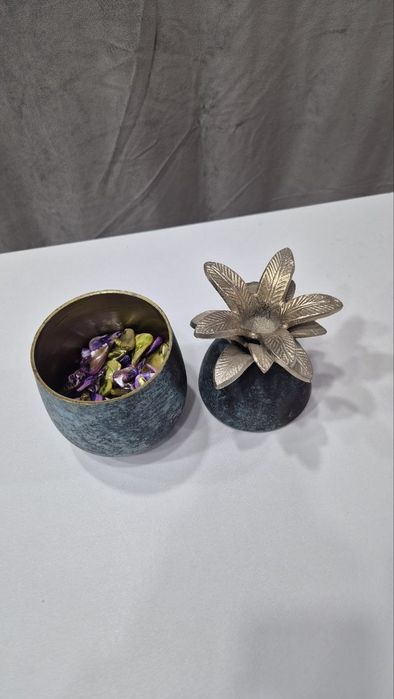 Ваза шкатулка ананас