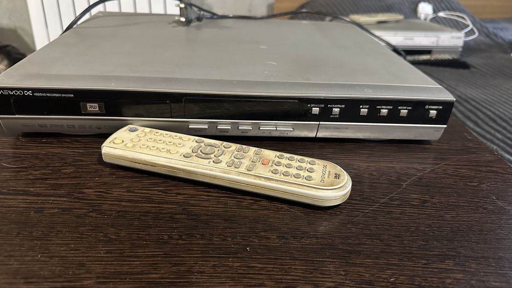 Продам DVD рекордер DAEWOO