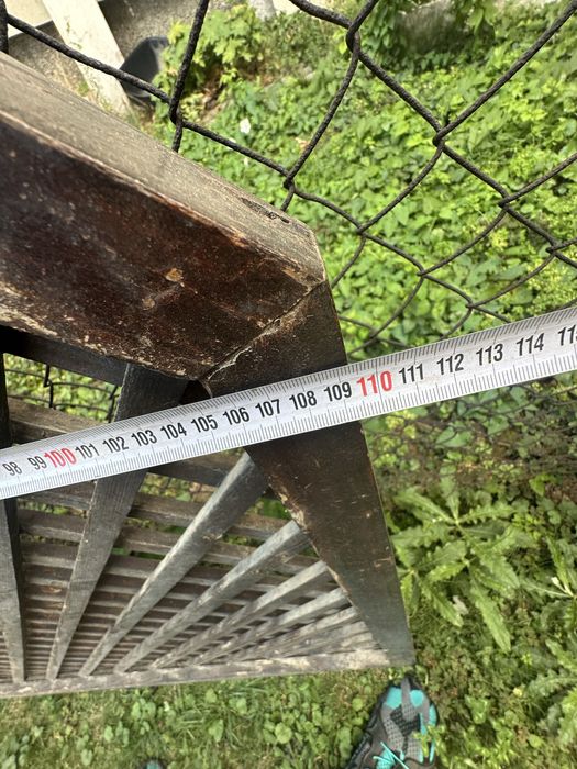 Продавам дървени оградни пана