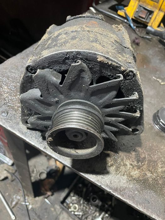 Запчасти мерс 124