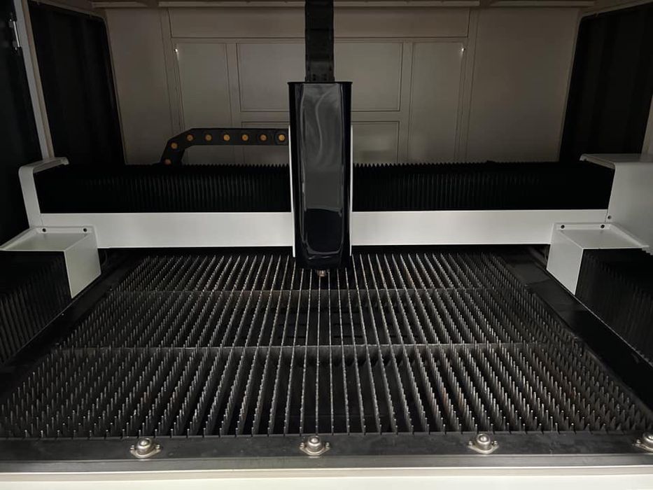 Станок Лазерной резки. Оптоволоконный лазер Bodor i5