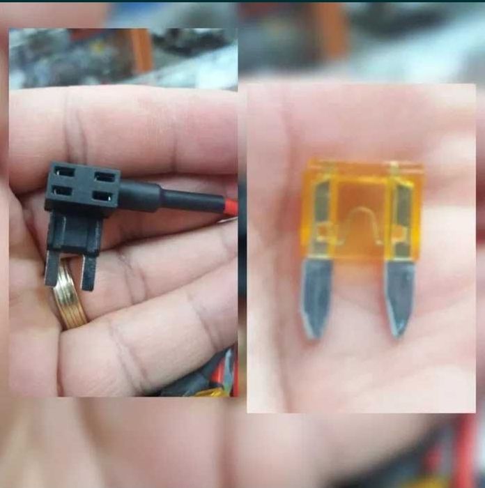 Spliter Siguranta Auto 12V Spliter Siguranta 12V Adaptor Siguranta 12V