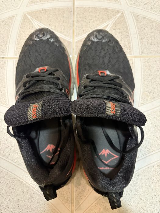 Adidasi Asics barbatesti