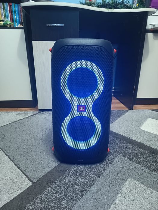 Boxă JBL patrybox 110