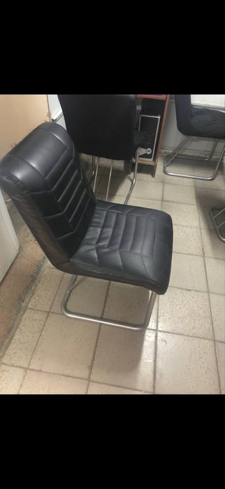 Kompyuter sotiladi stol stul kabelari bilan hammasi ichida  40 ta komp