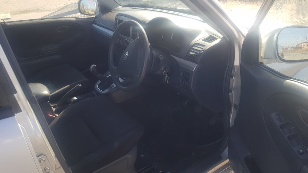 Suzuki grand vitara 2.0i 2004 на части