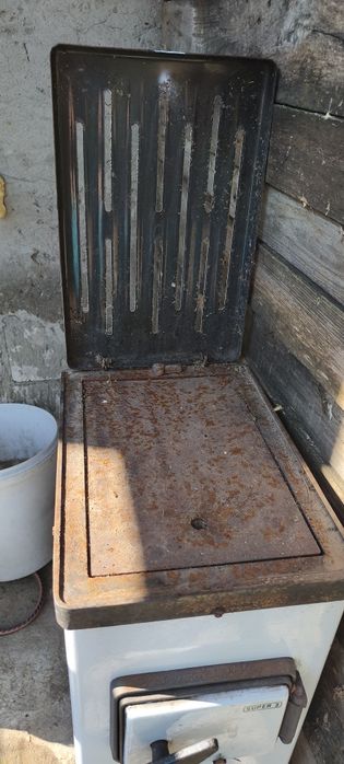 Vând soba din fier căptușită Super 3