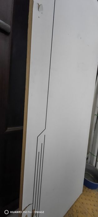 Отдам дверь бесплатно.