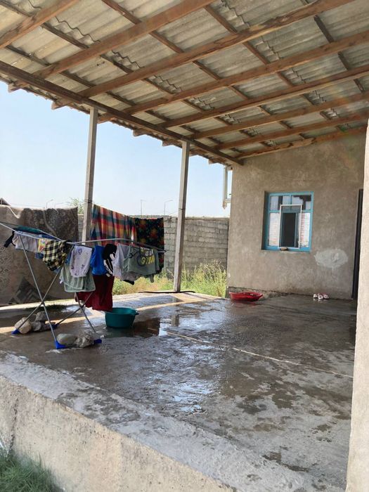 Тез арада жер үй сатылады