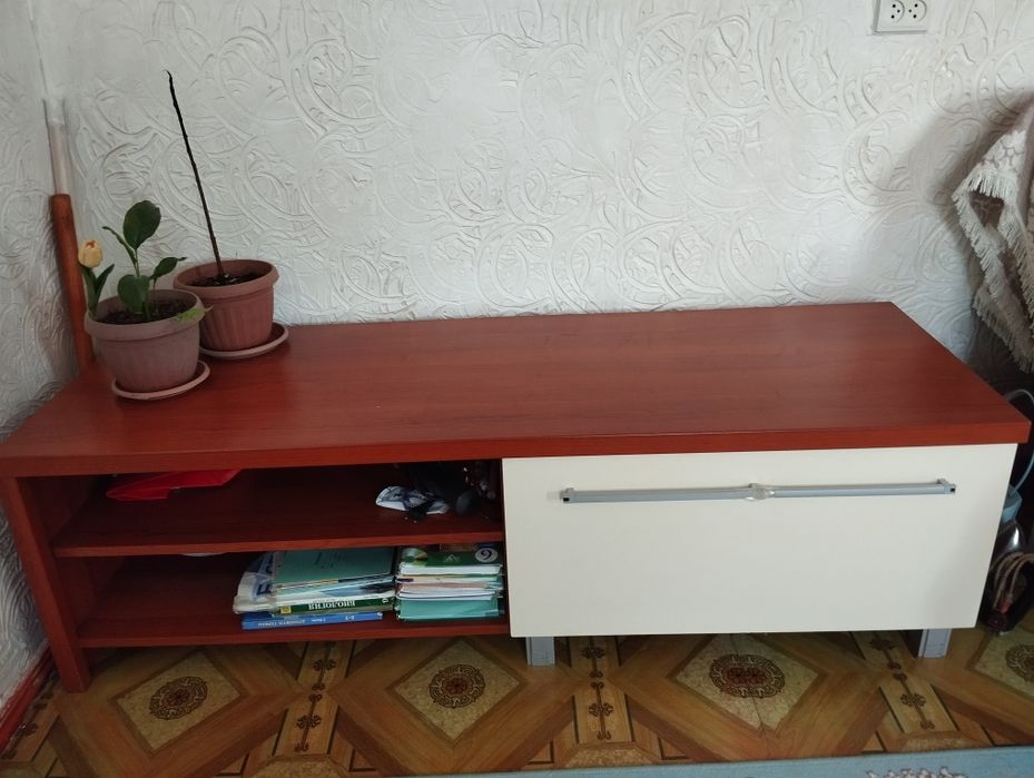 Подставка сатылады.