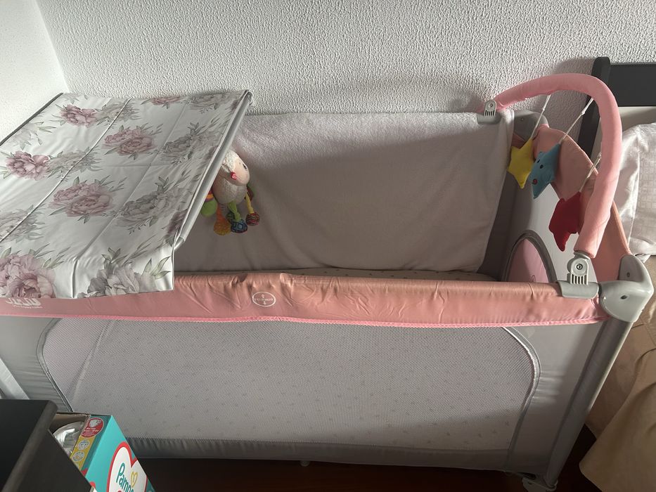 Patut de bebelus si saltea