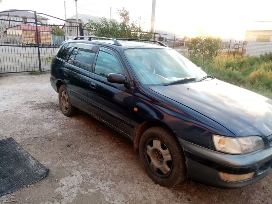 Продам тойота калдина