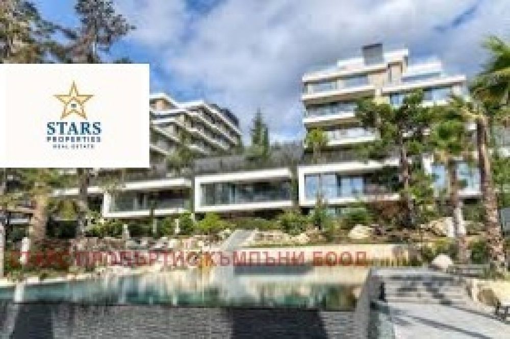 Продава се Къща в к.к. Св.Св. Константин и Елена - 185 кв.м за 2275 €/кв.м - Снимка #1