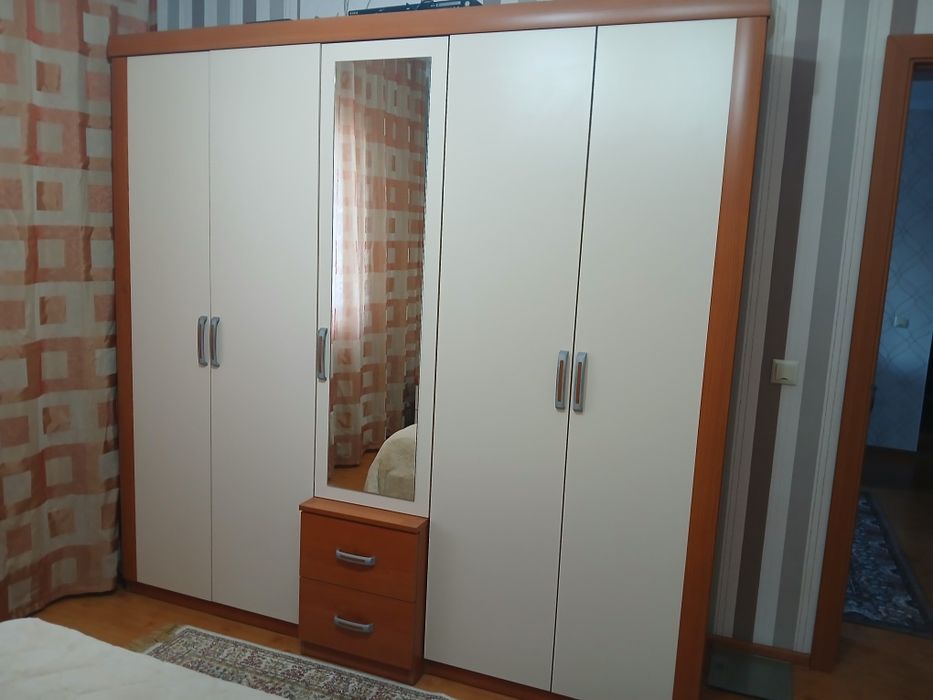 Спальный гарнитур