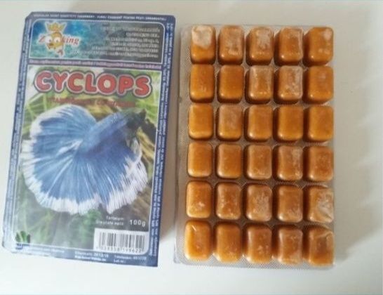 Cyclops hrana congelata