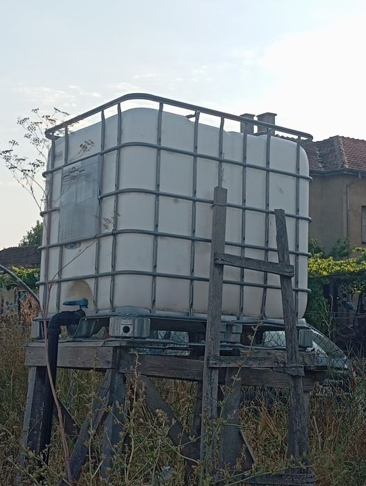 Армиран бидон един кубик