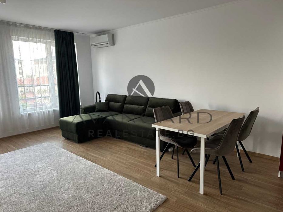 Продава се Двустаен апартамент в Пловдив, Остромила - 81 кв.м за 1028 €/кв.м - Снимка #2