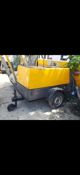 Vând motocompresor compair c42