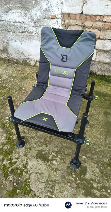 Vând scaun feeder Delphin Reaxe