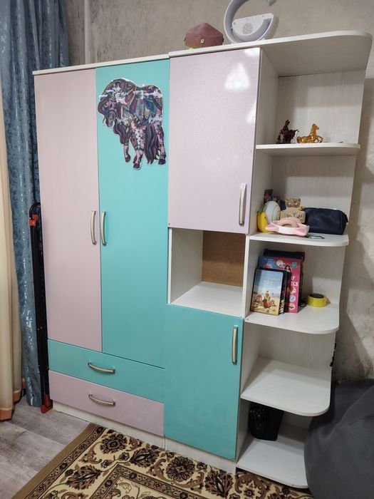 Продам детскую мебель