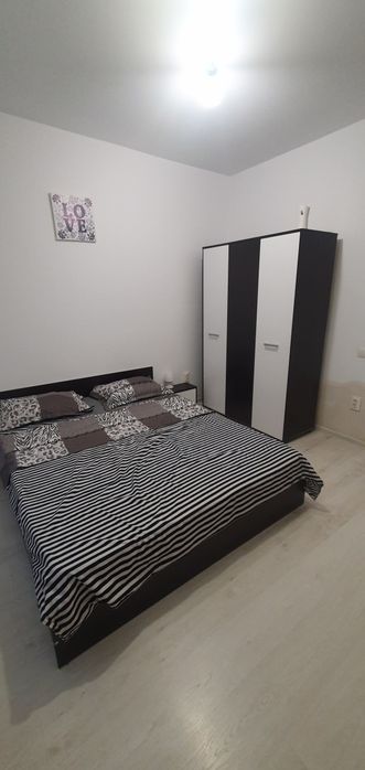 Apartament cu 2 camere, etj 2,