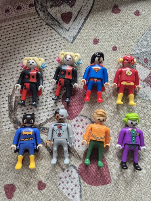 Играчки от шоколадови яйца Kinder