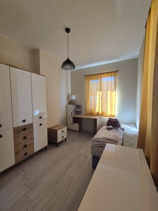 Луксозна Къща в кв. Сарафово, м. Лахана