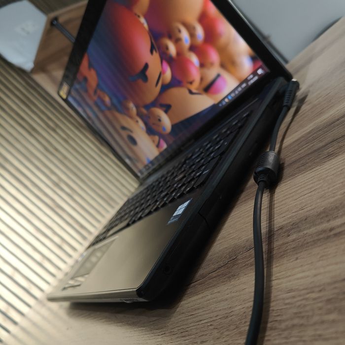 Быстрый Core i7 ноутбук Lenovo