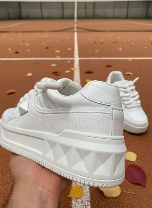 Adidasi Valentino Garavani Alb