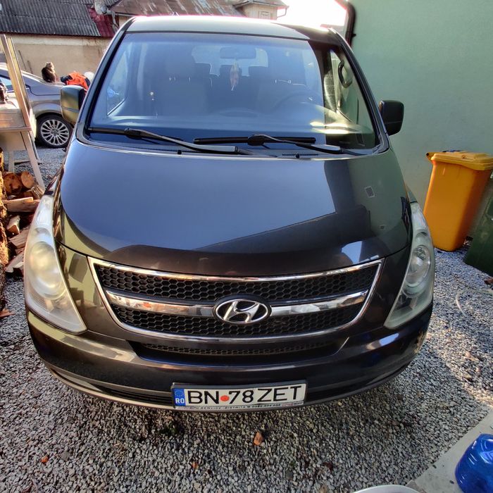 Autoturism Hyundai H1   Starex 2,5 diesel  crdi 170 cp 8 locuri