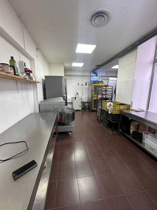 Vand Brutarie Patiserie Cofetărie