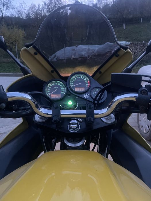 Yamaha FZS 600 Fazer