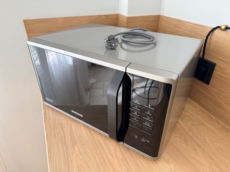 микровълнова печка - Microwave Samsung