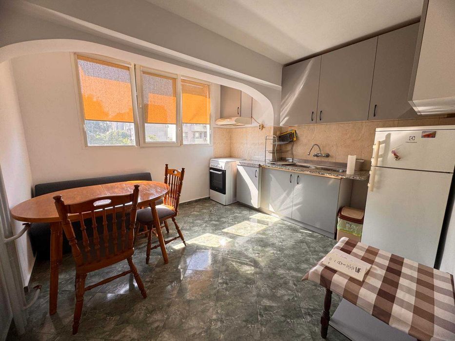 Тристаен апартамент под наем в к-с Славейков!