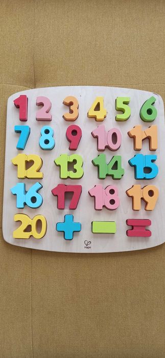 Hape - дървени цифри