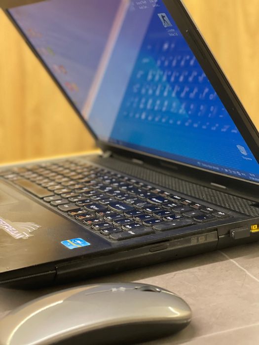 Продам ноутбук LENOVO