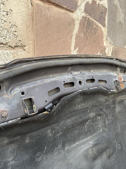 Широкий капот на BMW e34