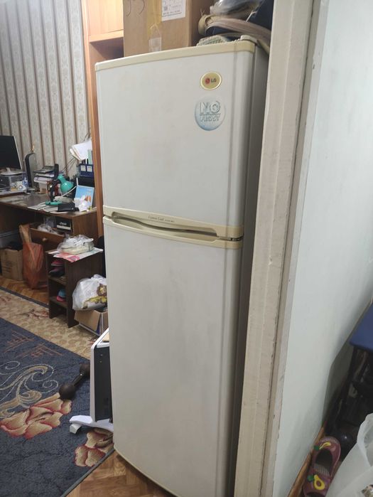 Холодильник LG GR-282MF