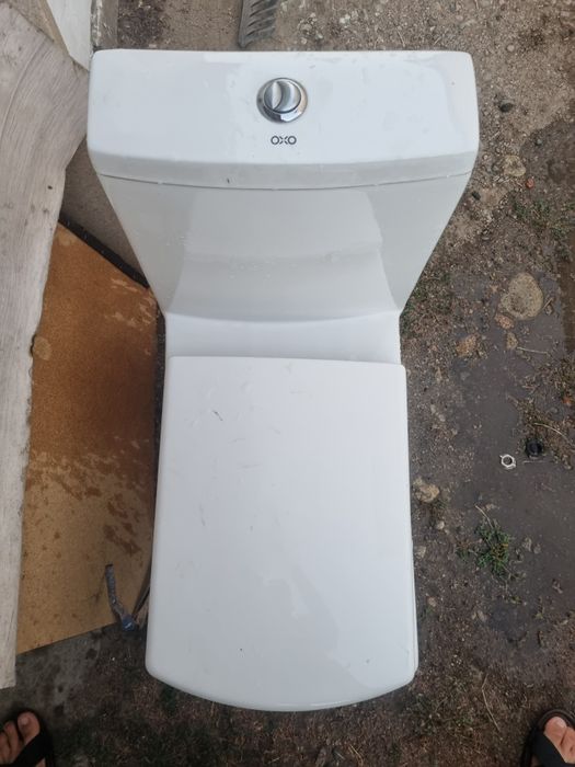 Унитаз в хорошем состоянии