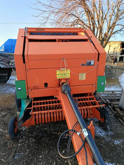 Продавам балировачка