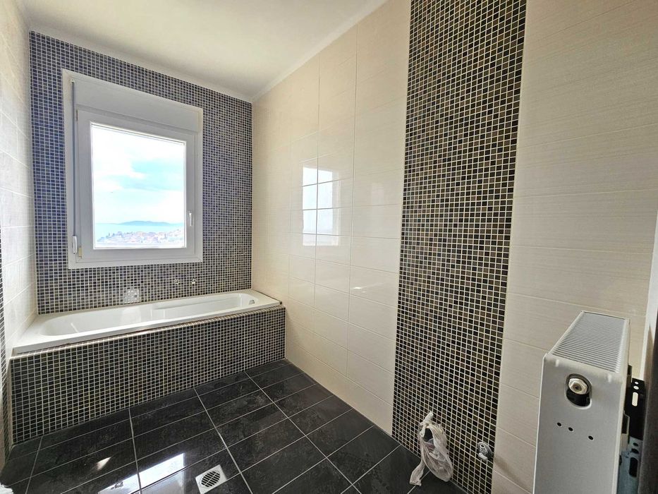 За продажба на апартамент 140 в Timios Stavros Kavalas (код 8192)