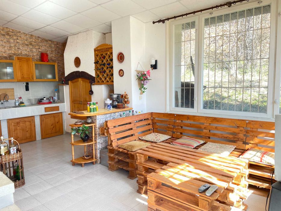 Продава се Къща в Габрово, Център - 70 кв.м за 1072 €/кв.м - Снимка #2