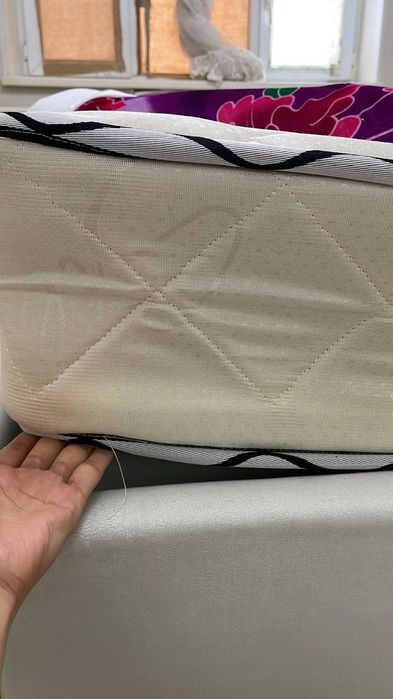 Двухспальная кровать