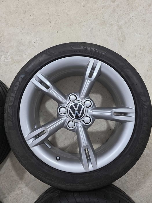 Jante 17 originale si 225 45 17 iarna  Seat Leon FR, Altea FR, VW Golf 5,6,7 Skoda Octavia Superb Audi A3 5x112 57.1