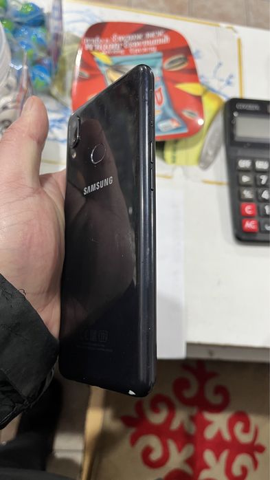 SAMSUNG смартфон